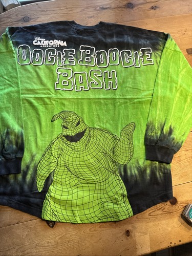 Camiseta deportiva 2024 Disney Parks NBC Oogie Boogie Bash Green Spirit talla XL nueva - Imagen 9 de 11