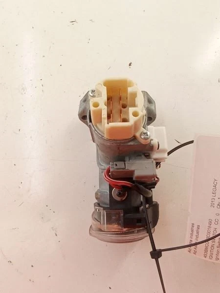 Interruptor de encendido Subaru Legacy 2013 sin pulsador OEM probado sin llave Foto 2 de 4