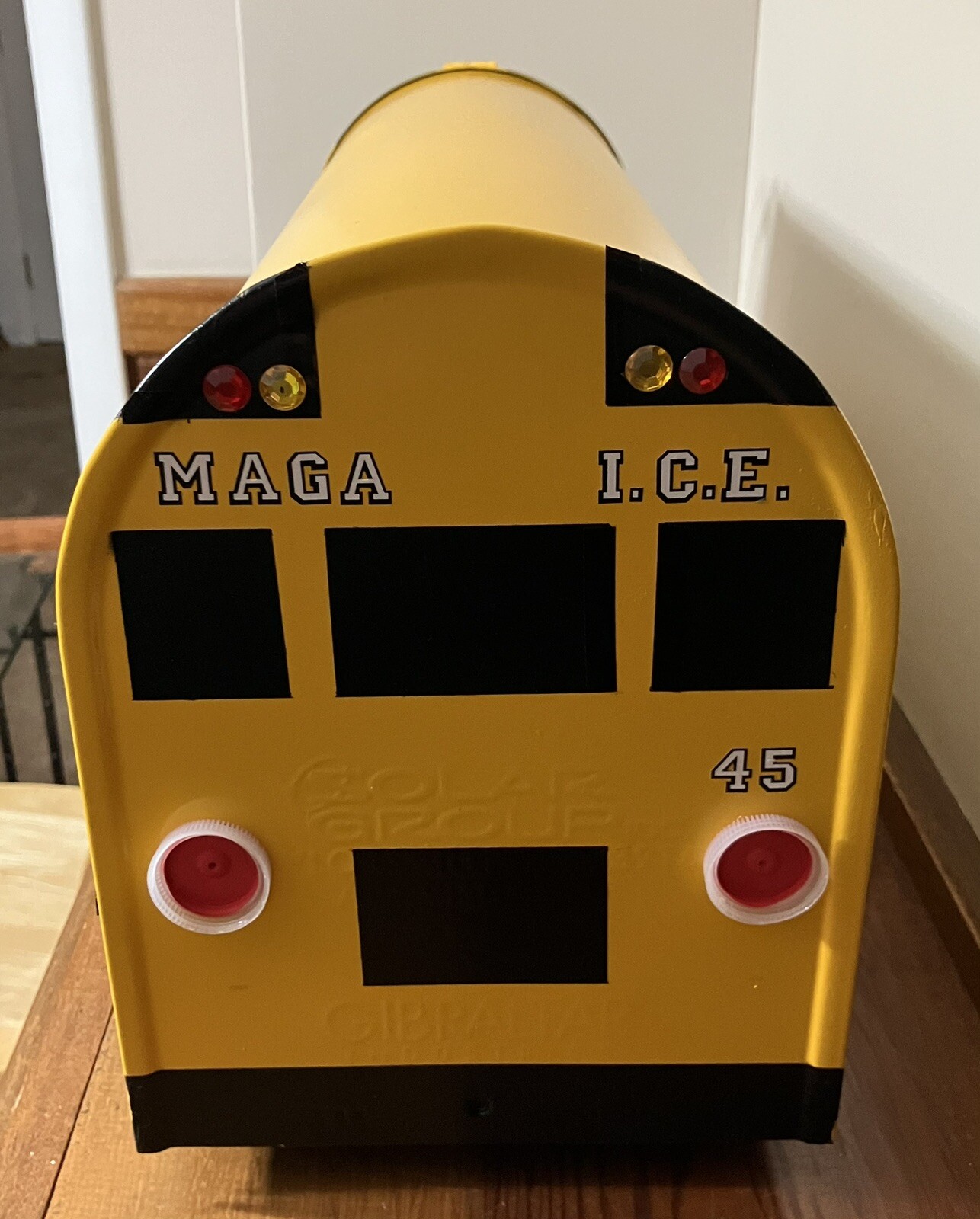 Picture 3 of 5