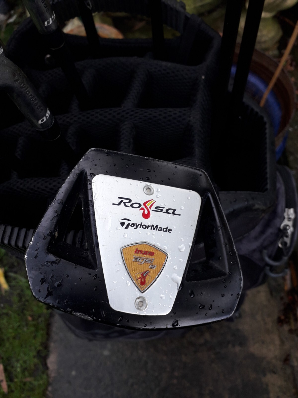 Taylormade Graphite Golf Clubs Full Set.Taylormade Cart Bag. Great