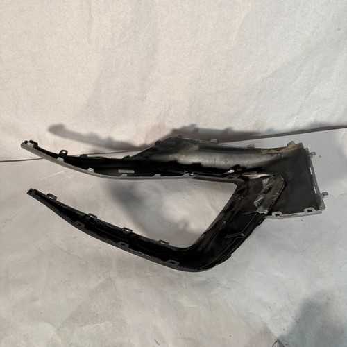 2022 2023 2024 Volkswagen Tiguan Front Driver Bumper Molding 5NN-853-665-L-9B9 - Picture 7 of 17