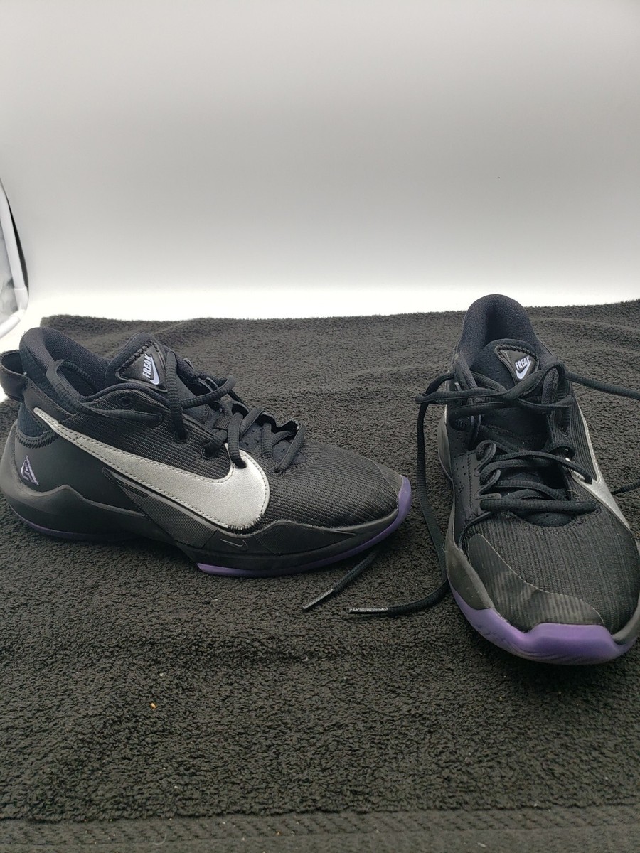 Nike Freak GS Black/Metallic Silver Kid Basketball Shoe CN8574-005