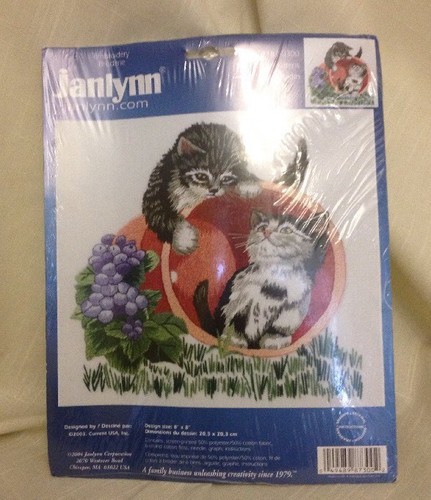Janlynn PLAYFUL KITTENS Cat Stitchery Embroidery Picture Kit - Picture 2 of 7