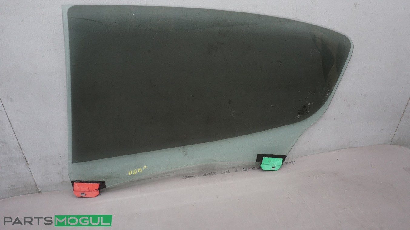03-12 Maserati Quattroporte M139 Rear Right Passenger Side Door Window Glass OEM