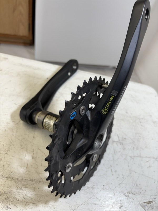 Shimano Crank set w/3 sprockets ( 42-32-22)  Bottom bracket bearing BB-ES25