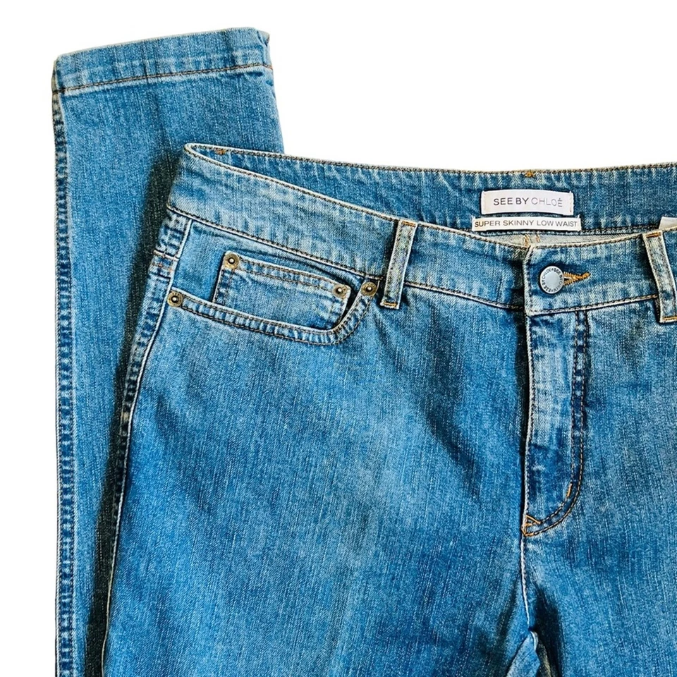 Pantalones de mezclilla para mujer See By Chloe talla 32 tiro medio cremallera al tobillo lavado medio Foto 4 de 4