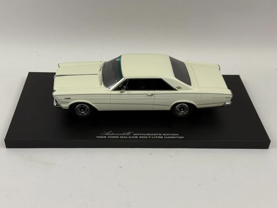 1/24 Automodello 1966 Ford Galaxie 500 7-Litre White - Enthusiasts Edition 15/19 - Image 4 of 4