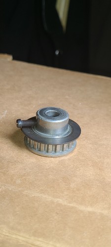 Repuesto de máquina de coser Singer Merritt 2404 pieza OEM engranaje y tornillo de juego - Imagen 9 de 10