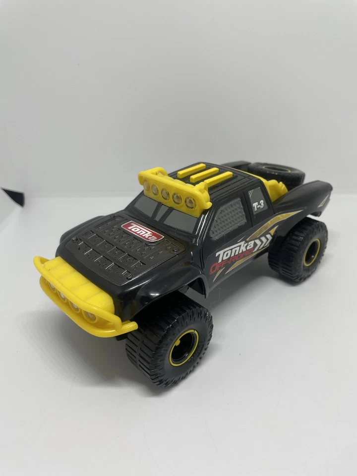 Tonka Off-road T-3 Toy Truck Battery Powered Lights Sounds Working 2013 Hasbro - Image 4 of 4
