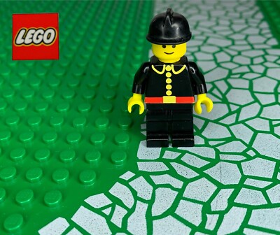 Vintage Lego Fire Chief Minifigur von 1980 - schwarze Uniform, Schutzhelm - 7B