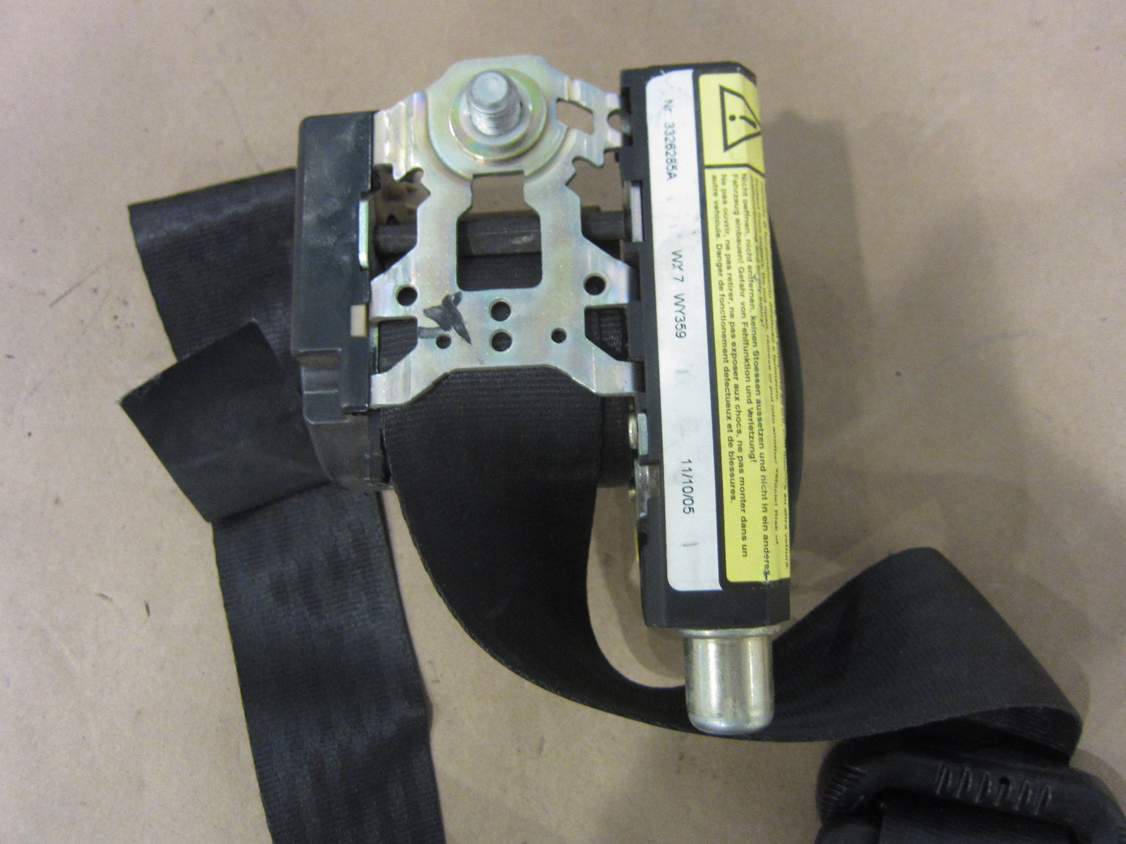 Maserati 4200 Coupe - RH Front Seat Belt Roller Assembly - Part# 66310500