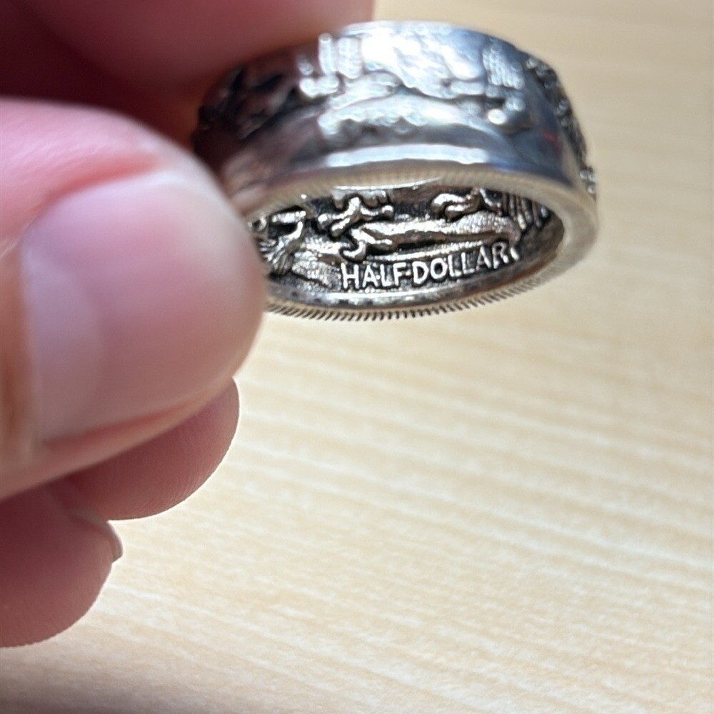 Silver Engraved Ring - image 7
