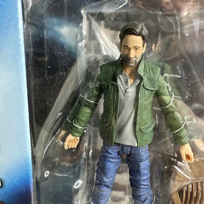 X-Files/シリーズⅠ Fox Mulder フィギュア 移動ベッド付き X-Files/シリーズⅠ Fox Mulder フィギュア 移動ベッド付き Amazon.com