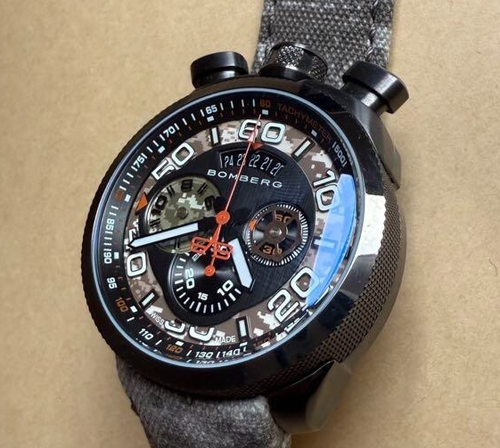 BOMBERG BOLT-68 Limited Edition Quartz Chronograph Men's Watch from JP - Picture 1 of 6