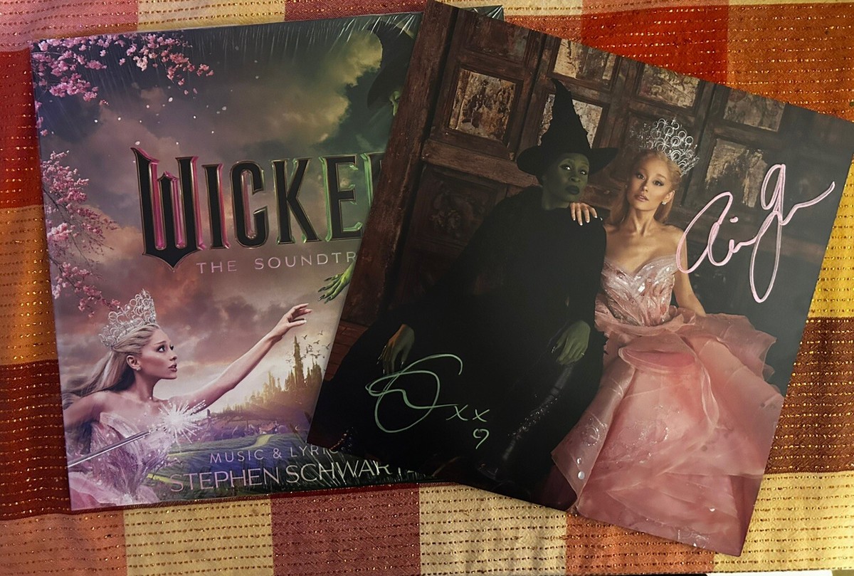 Wicked Ariana Cynthia 直筆サイン入り　フライヤー s-l1200.jpg