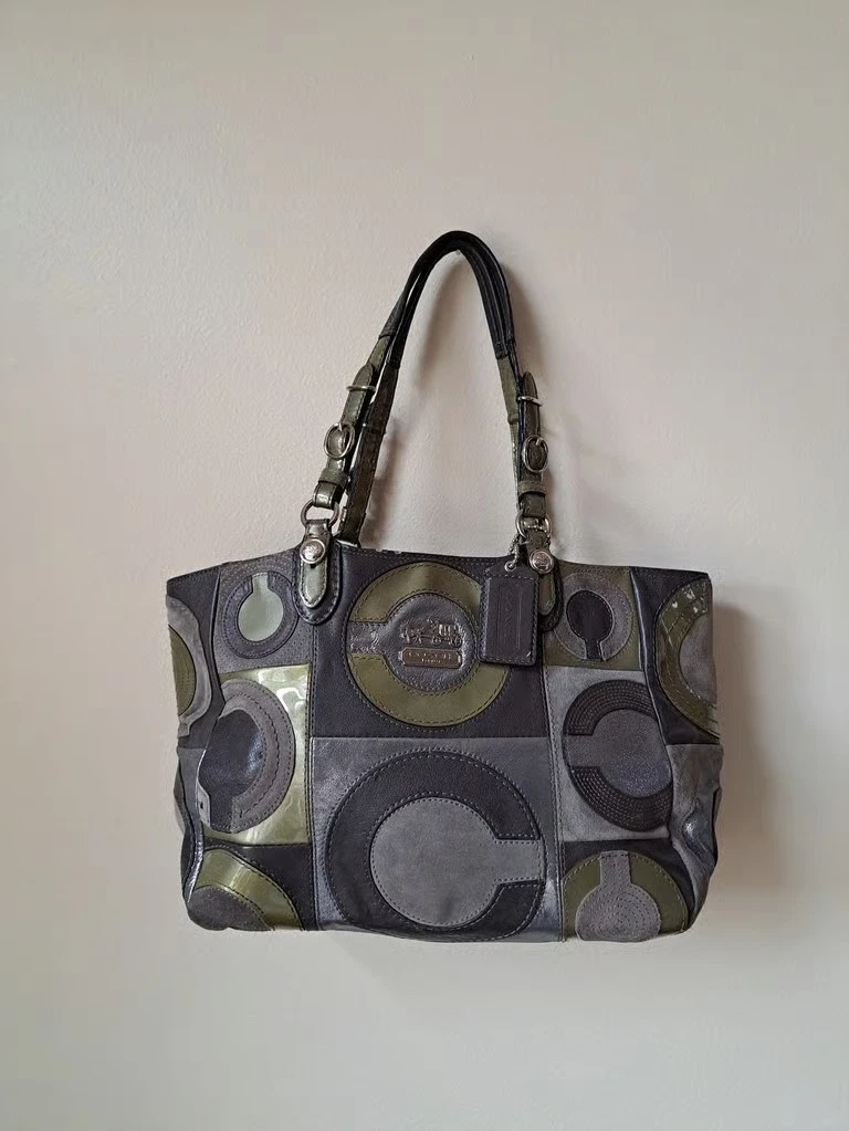 Preços baixos em Bolsa tote Coach Patchwork Exterior Bolsas