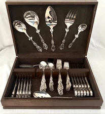 WM Rogers Mfg Co Original Rogers GRAND ELEGANCE Silver Plate Flatware 65 piece +