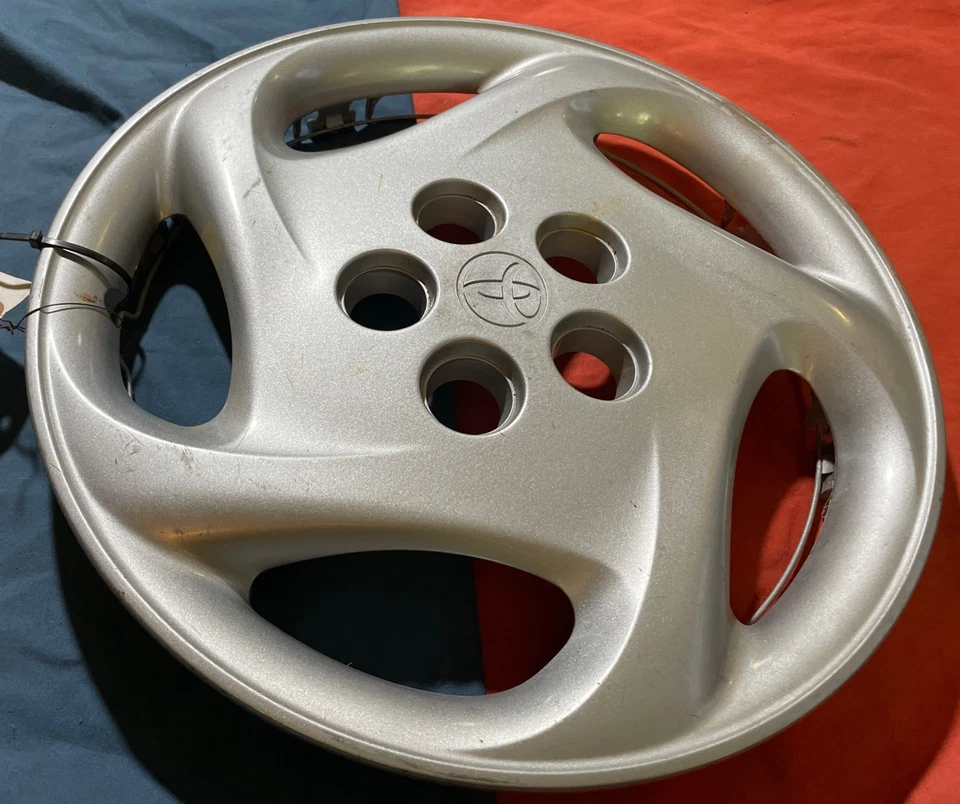 1996 1997 1998 Toyota Celica 14" OEM Wheel Cover Hubcap 42602-20110 Cover Cap OE - Image 3 of 4