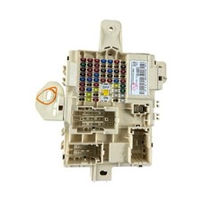 2016-2018 KIA SORENTO UNDER DASH IPDM CABIN FUSE RELAY BOX OEM 91950-C6510