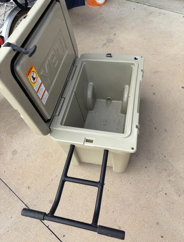 YETI® Tundra® Haul Hard Cooler - image 4 of 4