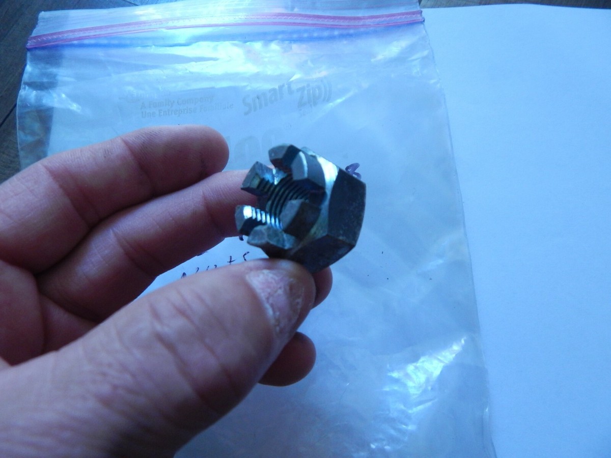 Kawasaki NOS Axle Nut 42045-018 Z1 H2 OM12 | eBay