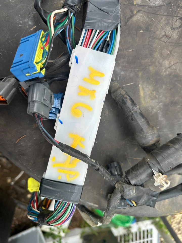 93-95 MAZDA MX6 2.0 M/T CHICOTE DE FIOS DO MOTOR - Imagem 3 de 3