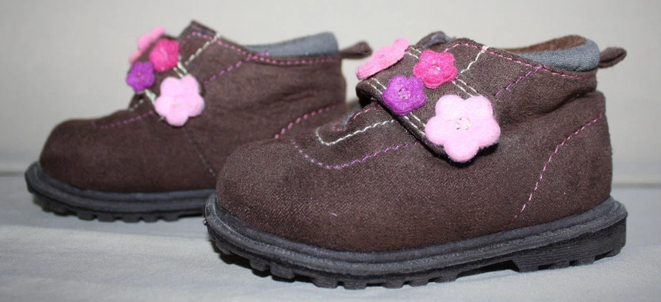 Circo Niñas Infante Niño Marrón Invierno Otoño Botines Piel Sintética Talla 3 Usados en Excelente Condición Foto 2 de 4