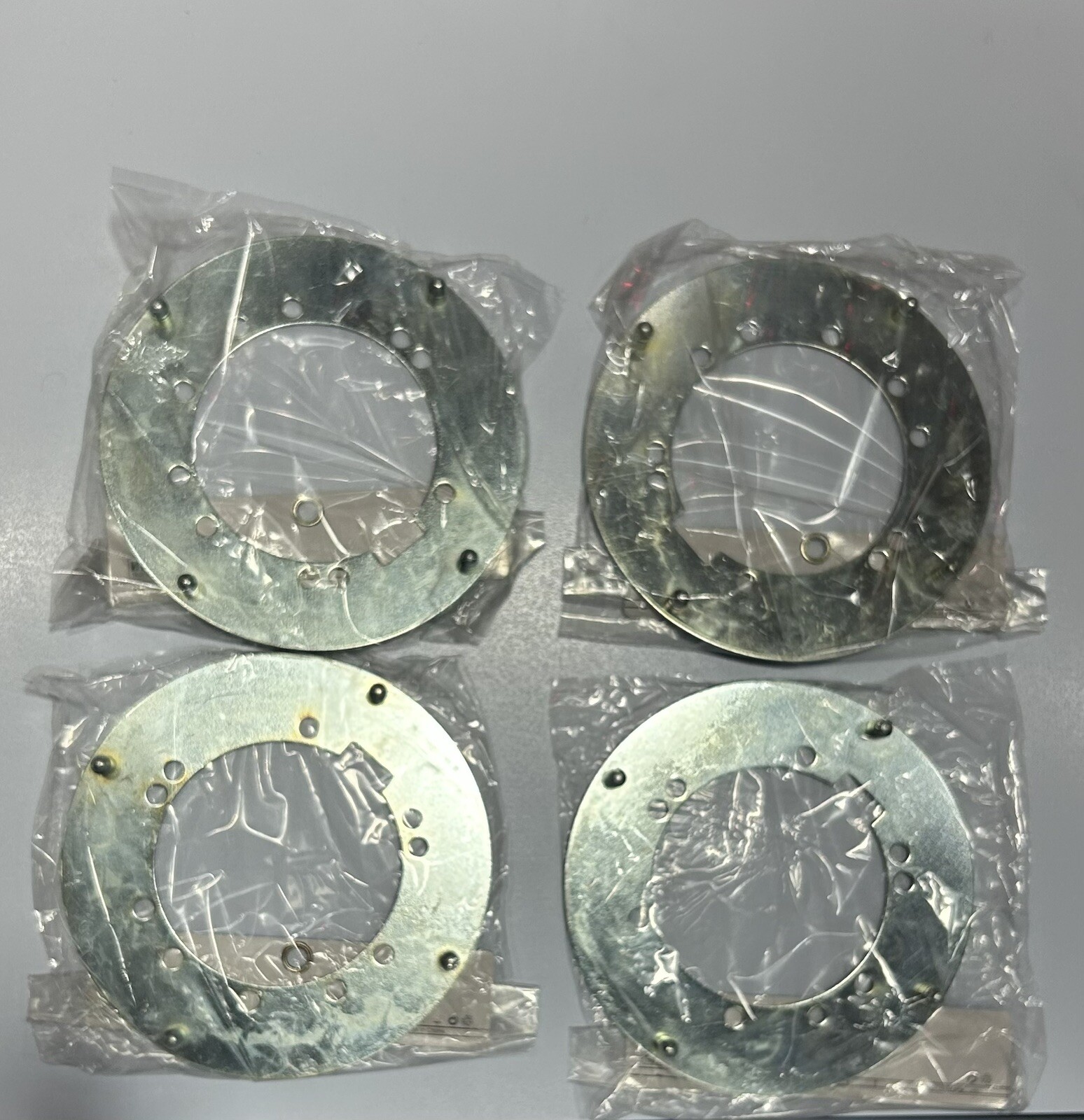 Set of 4 Universal Trailer Hubcap Mounting Adapter With Notch For8 inch