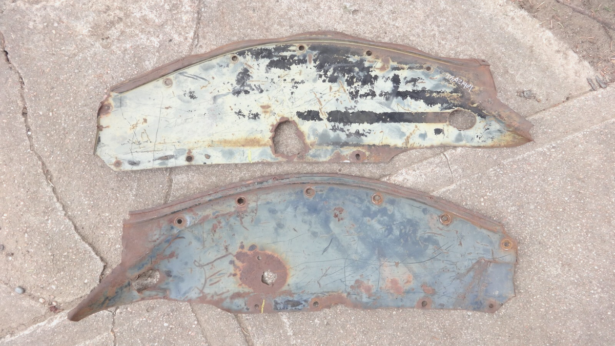 1935 1936 Ford Truck INNER FRONT FENDER PANELS Original pair 1/2