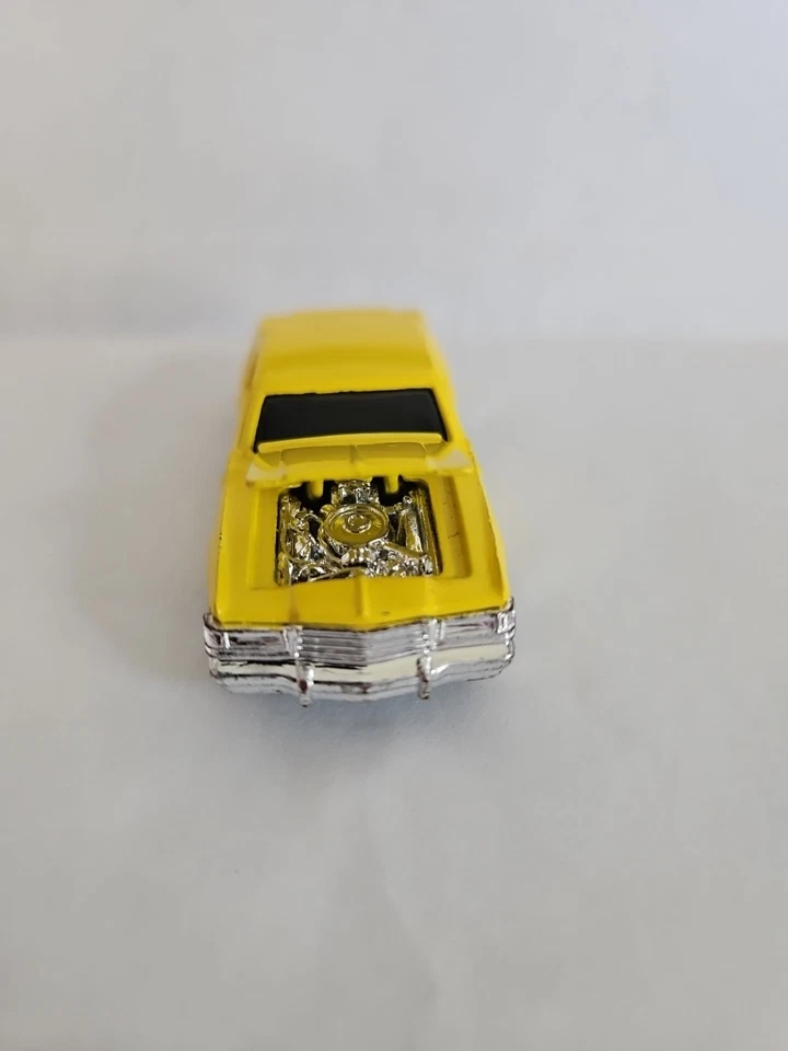 Corgi Dodge Magnum Vintage Rare Yellow - Image 3 of 4