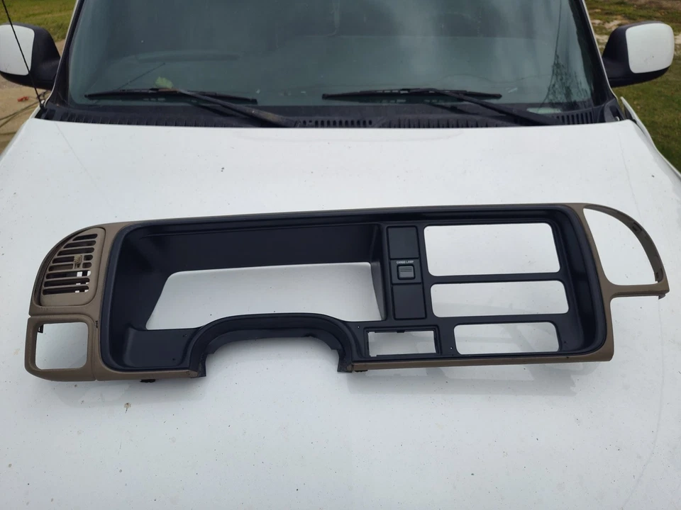 ✅ 1995-1998 Chevy GMC Silverado Sierra bronceado tablero moldura bisel OEM 96 97 instrumento  Foto 2 de 4