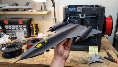 HUGE 28'' Lockheed SR-71 Blackbird 1:48 Scale Custom display model, Model Kit