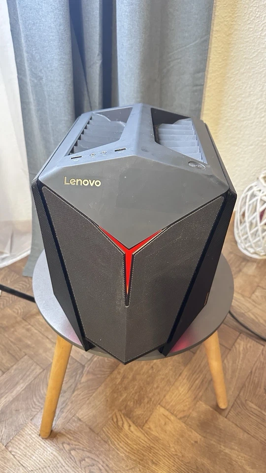 Lenovo IdeaCentre Y710 Cube-15ISH i7 4470K 650GTX2GB 8GBDDR3 128SSD Win11Pro