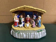 Vintage Christmas Animated Musical Lil’ Nativity Manger Vinyl Figures Works!