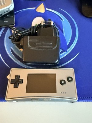 Nintendo Gameboy Micro Konsole Silber + Ladekabel In Top Zustand
