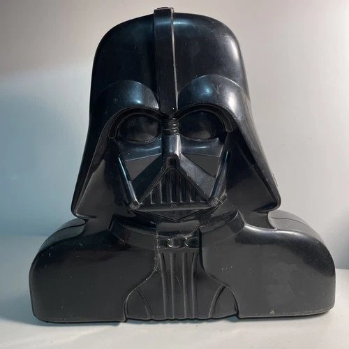 ORIGINAL 1980 Kenner Star Wars DARTH VADER Case & Vintage Figures  With Weapons