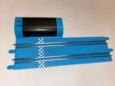 Carrera 1. FIRST Anschlussschiene mit Batteriebetrieb