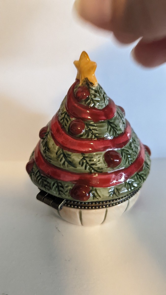 VILLEROY & BOCH ORNATE PORCELAIN CHRISTMAS TREE TRINKET BOX