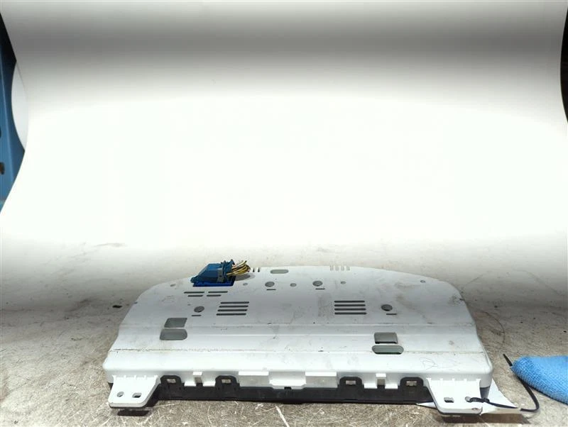 Medidor de velocímetro usado se adapta a: Lincoln Mks Cluster 2009 MPH ID 8A5T-10849-CB a través de Foto 2 de 4