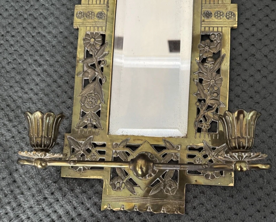 De colección ornamentado Bradley & Hubbard latón dos apliques Foto 2 de 4