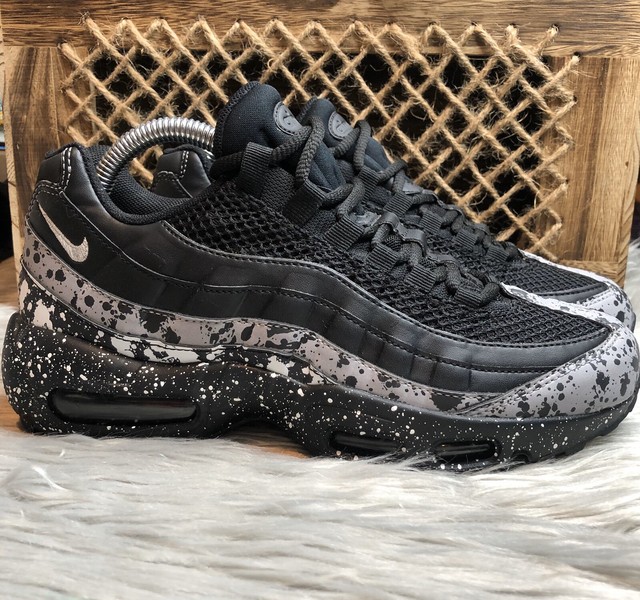 air max 95 paint splatter