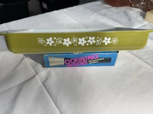 VTG Pyrex Crazy Daisy Spring Blossom 933 Lasagna Casserole Pan Dish USA BEAUTY!