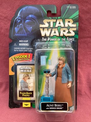 Star Wars - POTF 2 - Flashback - Aunt Beru with Service Droid (ANH)