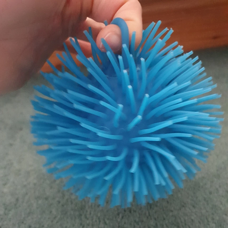 Paquete de 45 bolas hinchables + otras bolas leer descripción (grande mediana pequeña y otras Foto 3 de 4