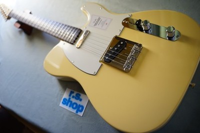 Fender Traditional 60'S 6 String Electric Guitar - Beige/Brown for