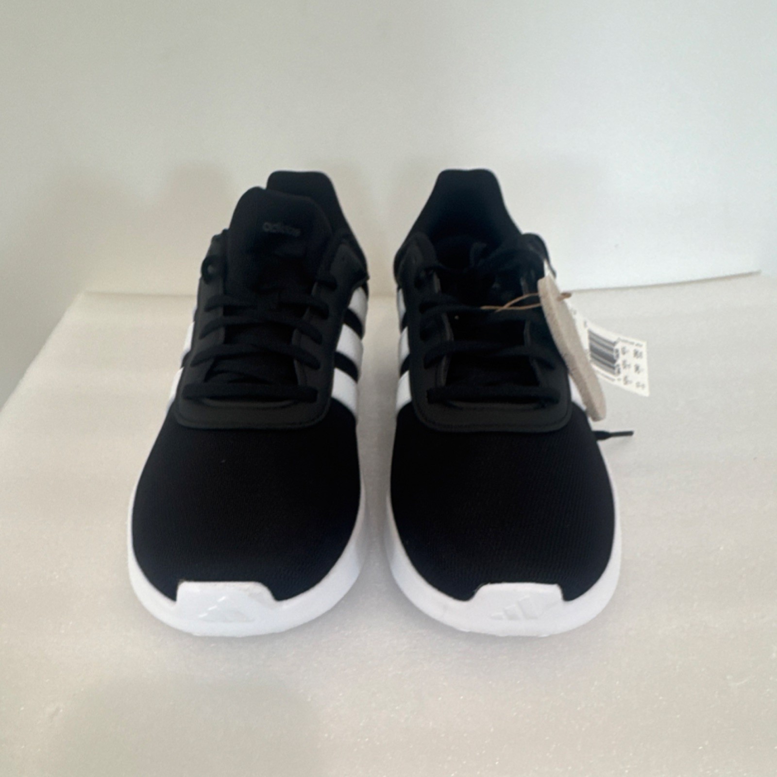 adidas 11m Cloudfoam Comfort Black White Men's Athletic Sneakers Mesh Low Top thumbnail 2