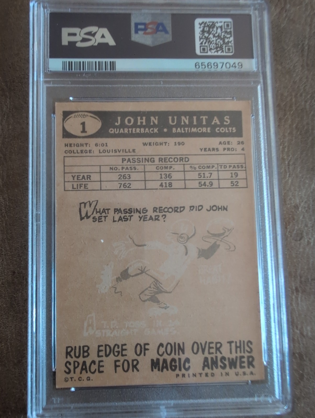 1959 Topps Football #1 Johnny John Unitas Baltimore Colts HOF PSA 6 EX-MT view 2