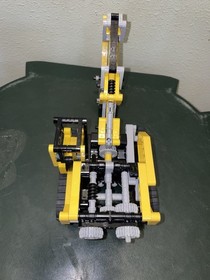 Vintage Technic Lego Set #8419 Excavator 2004 construction digger W/ Instruction