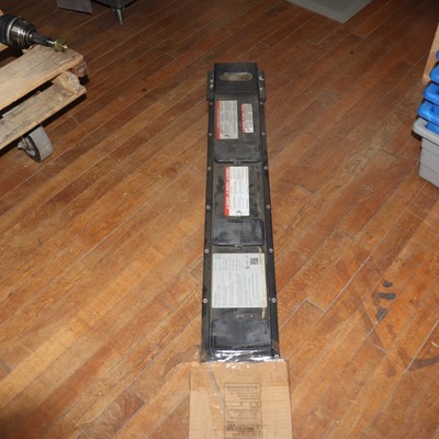 Schneider Electric iBusway For Data Center  Bus Bar 54'' x 7-5/8'' - Dirty