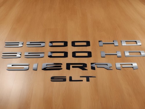 Sierra Elevation Emblems In Black - GMC